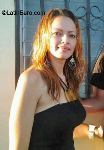 Date this georgeous Honduras girl Sara from Tegucigalpa HN1878