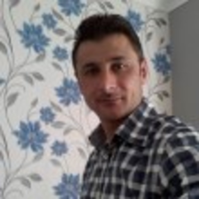 Date this happy Ireland man Georgepeny from Dublin IE63