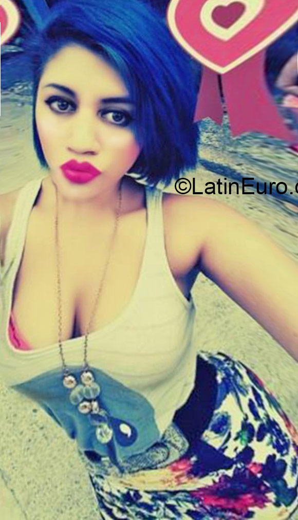 Date this good-looking Honduras girl Yohana from Comayagua HN1891