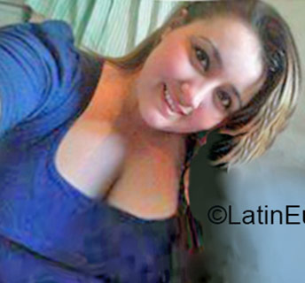 Date this cute Honduras girl Lisseth from Copan HN1904