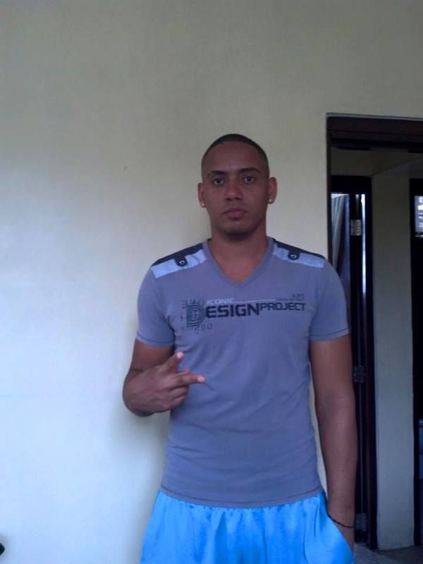 Date this happy Dominican Republic man Jose erlin from Santiago DO24548