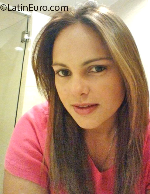 Date this sensual Panama girl Clarisa from Panama City PA847