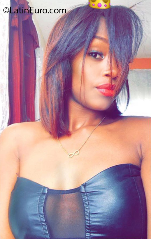 Date this georgeous Dominican Republic girl Joane from Santo Domingo DO24641