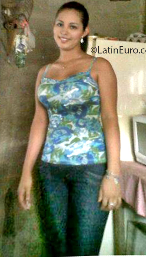 Date this hot Honduras girl Diana from San Pedro Sula HN1966