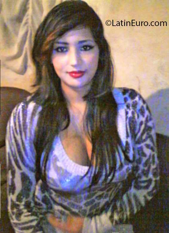 Date this gorgeous Honduras girl Angelica from Tegucigalpa HN1971