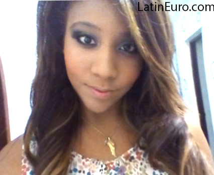 Date this sultry Colombia girl Bianca from Medellin CO18606