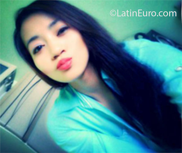 Date this good-looking Philippines girl Aisha from Cavite PH874