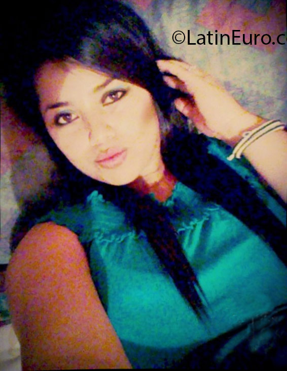 Date this tall Honduras girl Kelly Nineth La from San Pedro Sula HN2028
