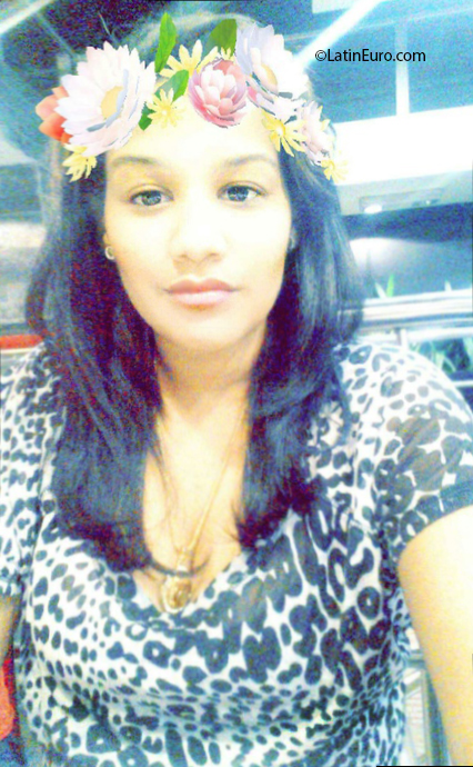 Date this hard body Dominican Republic girl Corelma from Tenares DO24953