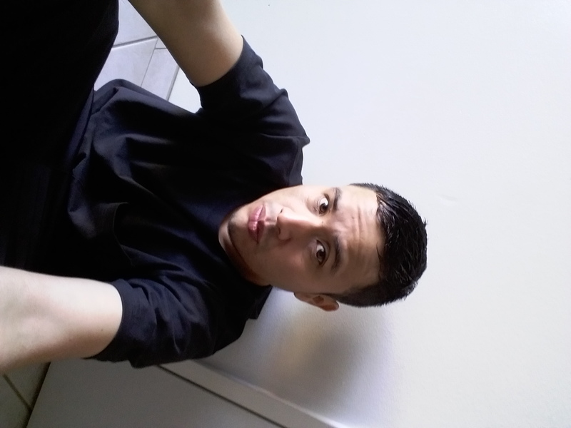 Date this georgeous United States man Alex from Oceanside US17106