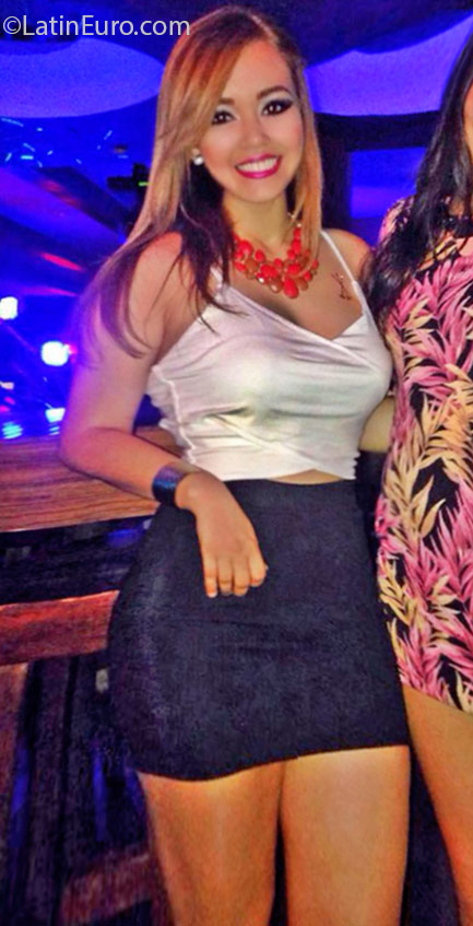 Date this pretty Honduras girl Kimberly from San Pedro Sula HN2050