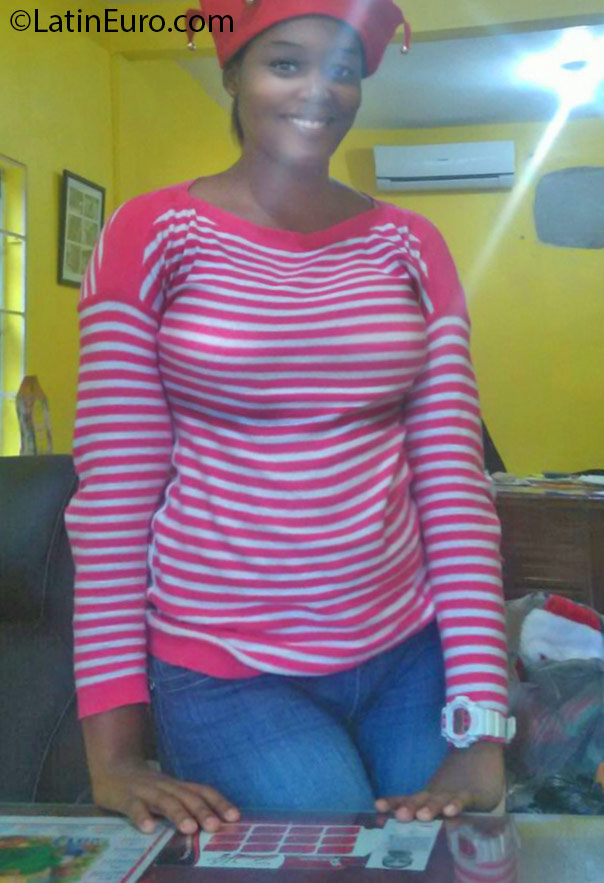 Date this pretty Jamaica girl Thea from Kingston JM2284