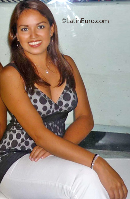 Date this beautiful Peru girl Alexandra from Lima PE1088