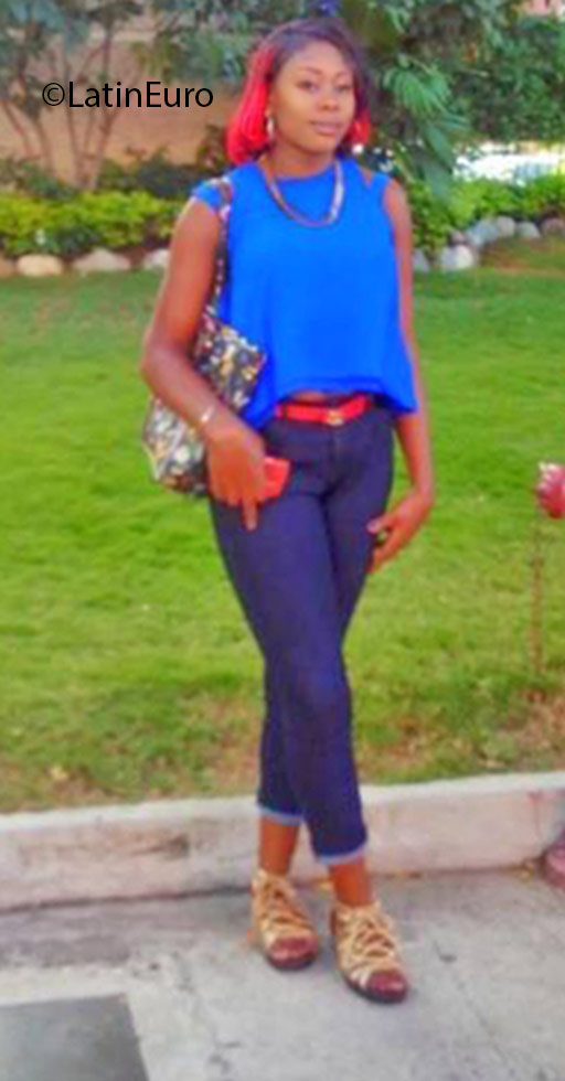 Date this good-looking Jamaica girl Roshea from St. Andrew JM2287