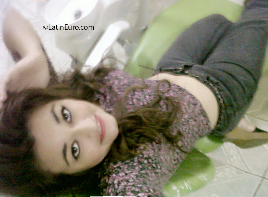 Date this young Honduras girl Any from El progreso HN2088