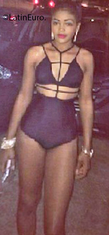 Date this sultry Jamaica girl Monique from Montego Bay JM2291