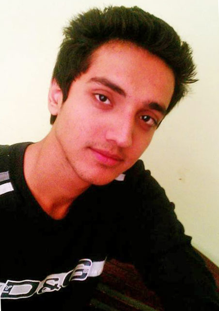 Date this pretty Pakistan man Hassy from Karachi PK87