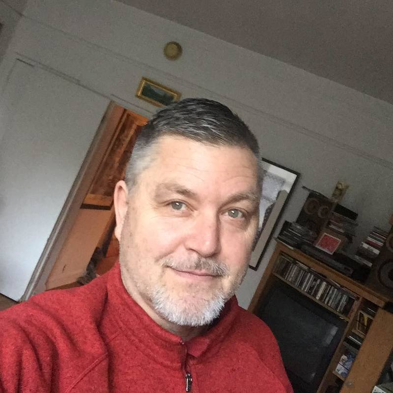 Date this young United Kingdom man Rudolf from Manchester GB869