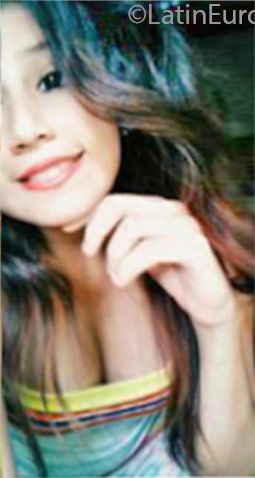 Date this nice looking Panama girl Melany from Panama City PA946
