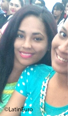 Date this happy Dominican Republic girl Clara from Santo Domingo DO25491