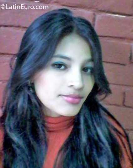 Date this good-looking Honduras girl Rubi from La Ceiba HN2132