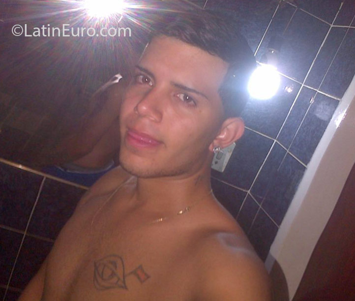 Date this attractive Venezuela man Said from Barquisimeto VE662