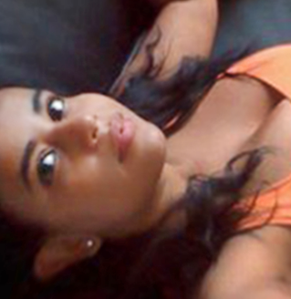 Date this delightful Brazil girl Carolina from Contagem BR9644