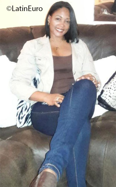 Date this sultry Panama girl Zuaibeth from Panama City PA959