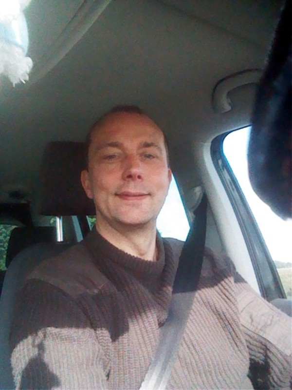 Date this hot United States man Lewiessis from Hanover US17305