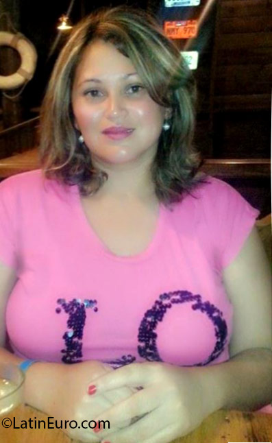 Date this charming Honduras girl Eva from Tegucigalpa HN2158