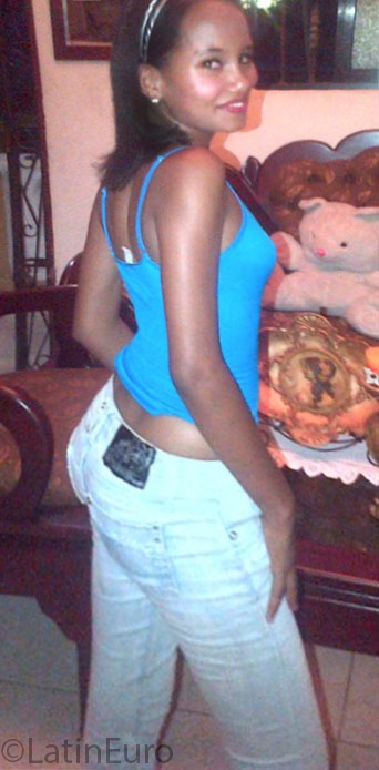 Date this cute Dominican Republic girl Idalina from Santiago DO25694