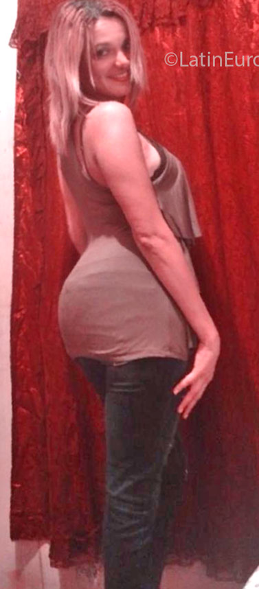 Date this delightful Honduras girl Carmen from Puerto Cortes HN2183
