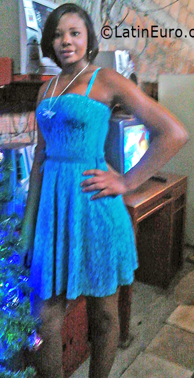 Date this pretty Colombia girl Nely from Cali CO19056