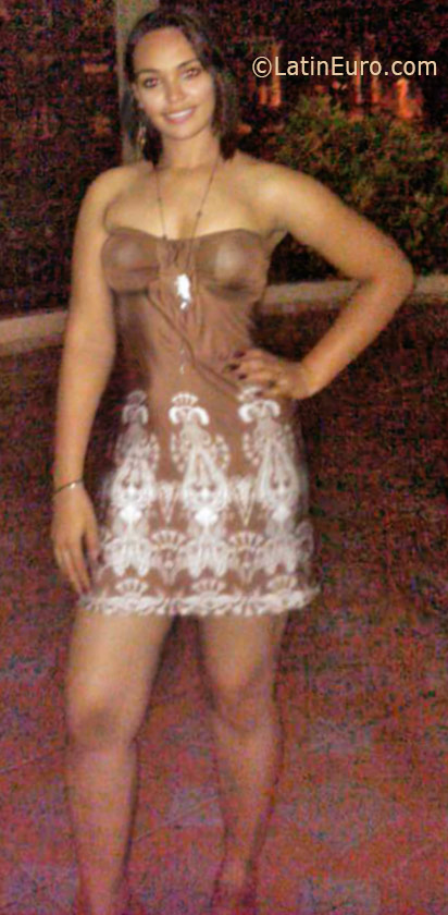 Date this attractive Dominican Republic girl Ross from Santo Domingo DO26072