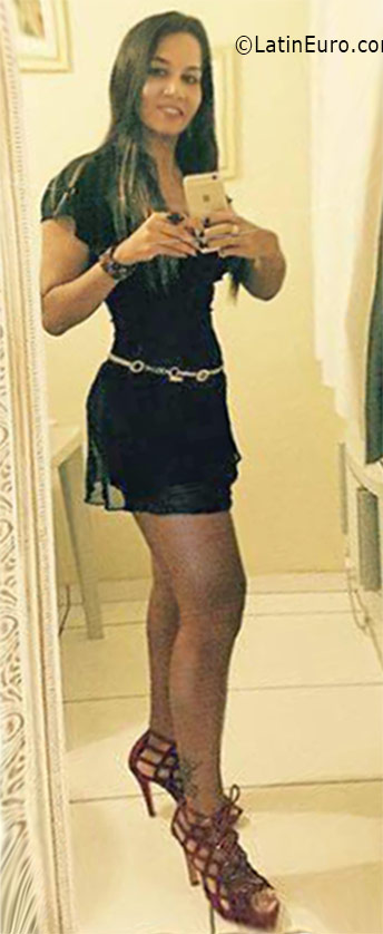 Date this exotic Brazil girl Edleuza from Aracaju BR9701