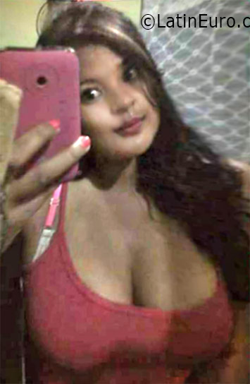 Date this tall Colombia girl Ledy from Palmira CO19088