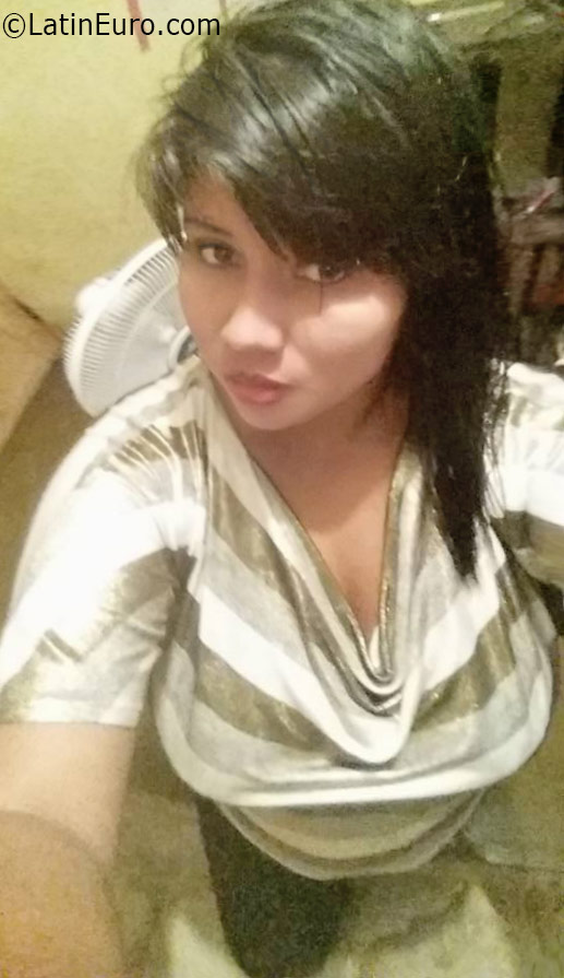 Date this georgeous Honduras girl Katherine from Tegucigalpa HN2231