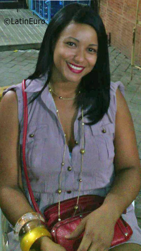 Date this stunning Dominican Republic girl Marxleni from San Pedro De Macoris DO26185