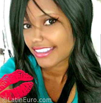 Date this georgeous Dominican Republic girl Elizabeth from La Vega DO26187