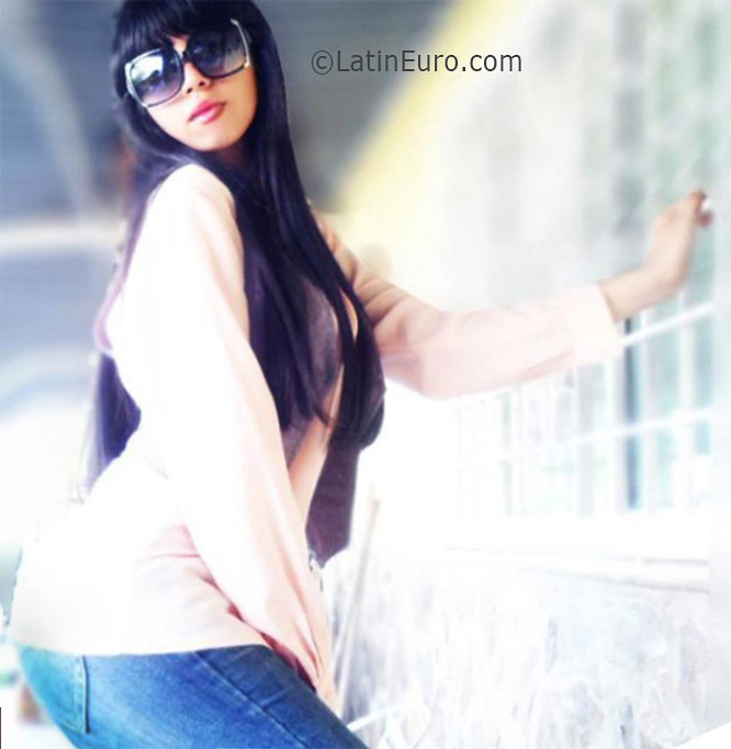Date this athletic Venezuela girl Marianny from Ojeda VE668