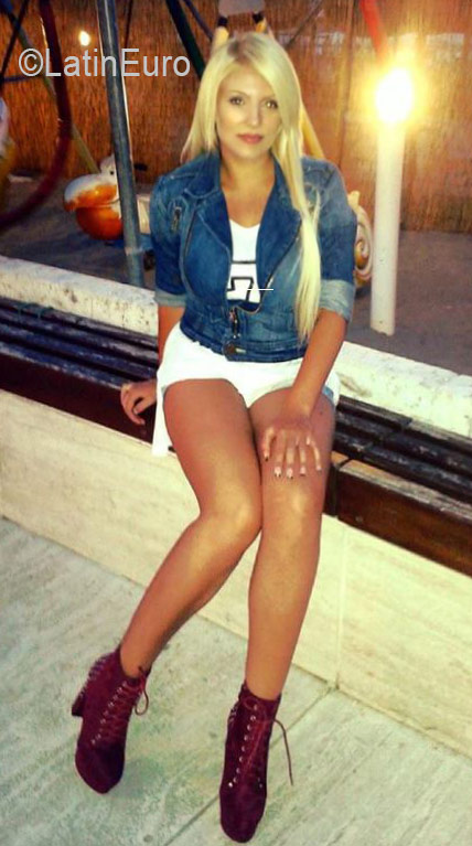 Date this sultry Spain girl Tuvidasecreta from Barcelona ES355