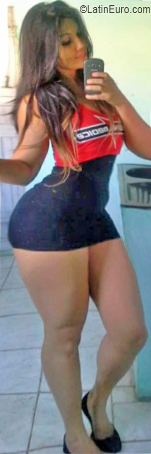 Date this sensual Brazil girl Drika from Recife BR9737