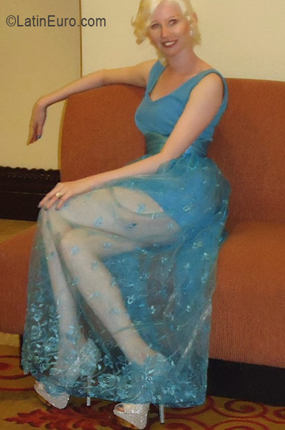 Date this sultry Honduras girl Alejandra from Tegucigalpa HN2255