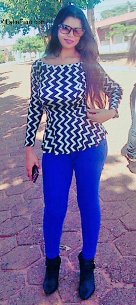 Date this athletic Brazil girl Franci from Sao Luis BR9760
