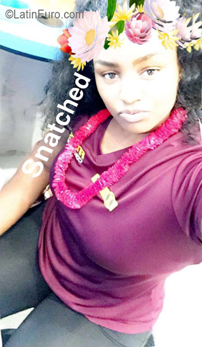 Date this georgeous United States girl Tiera23 from Charlotte US17583