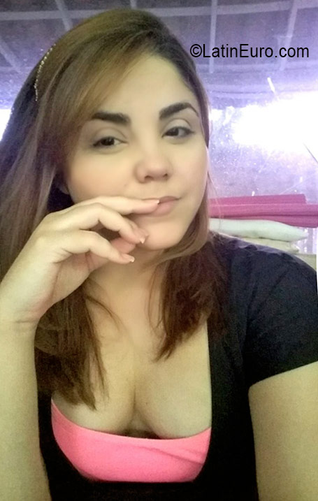 Date this charming Brazil girl Renata from Fortaleza BR9766