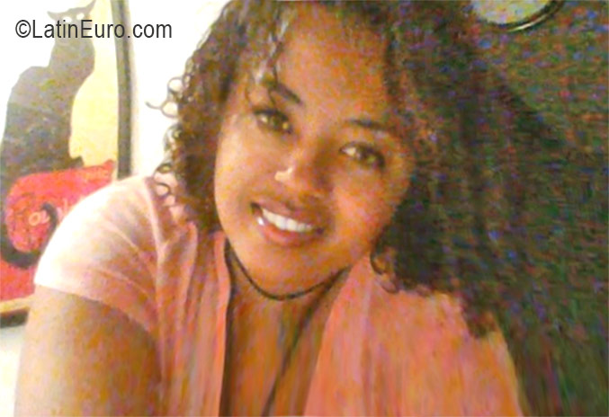 Date this voluptuous Brazil girl Regiane from Sao Paulo BR9778