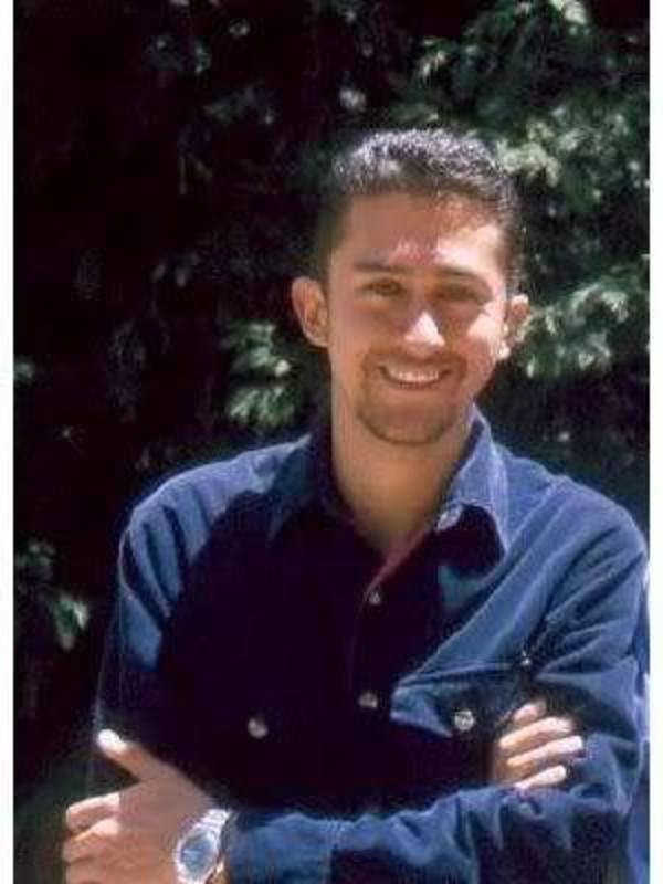 Date this lovely Colombia man Andres from Bogota CO19555