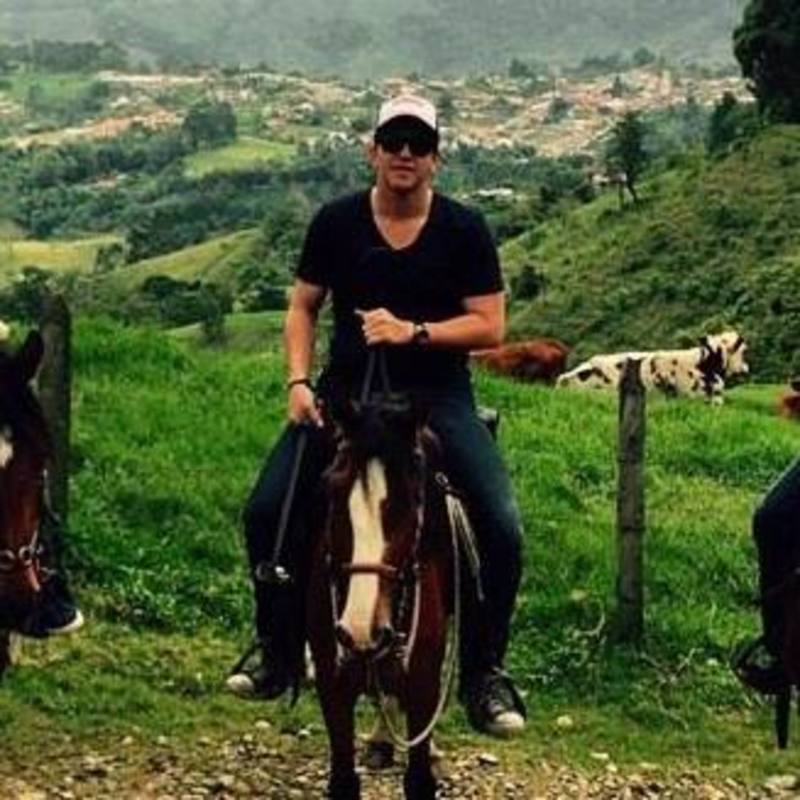 Date this sensual Colombia man Martinezre from Bogota CO19595