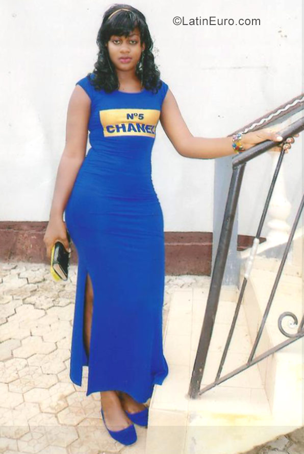 Date this fun Cameroon girl Davilla from Yaounde CM247